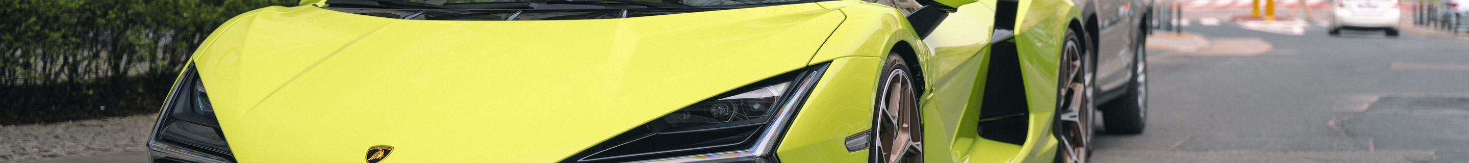 Lamborghini Revuelto