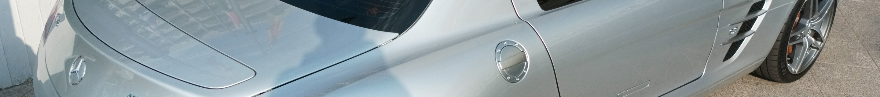 Mercedes-Benz SLS AMG