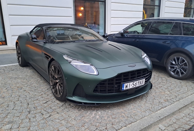 Aston Martin DB12 Volante