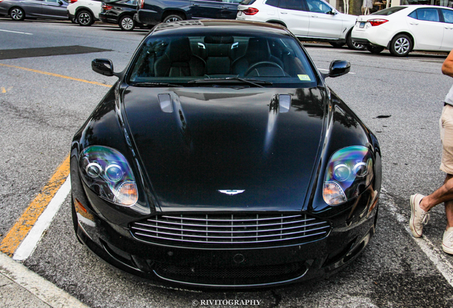 Aston Martin DB9