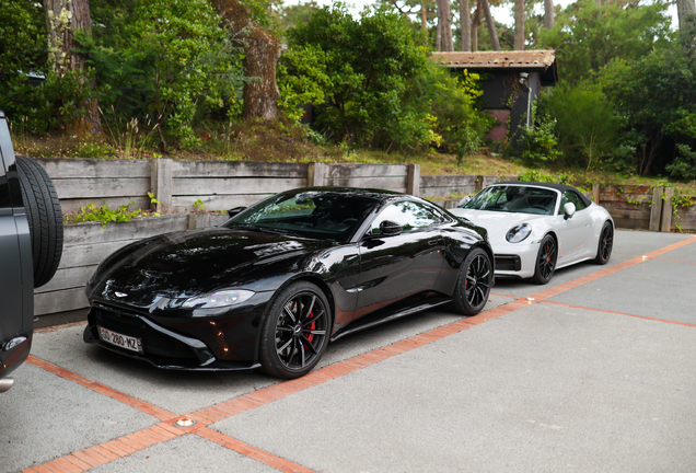 Aston Martin V8 Vantage 2018