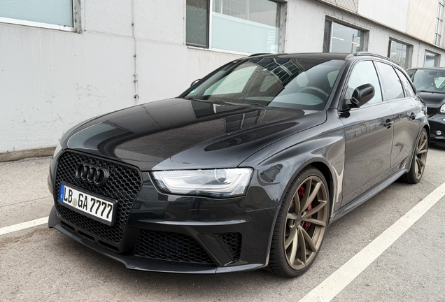 Audi RS4 Avant B8