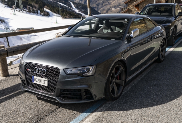 Audi RS5 B8 2012