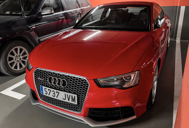 Audi RS5 B8 2012