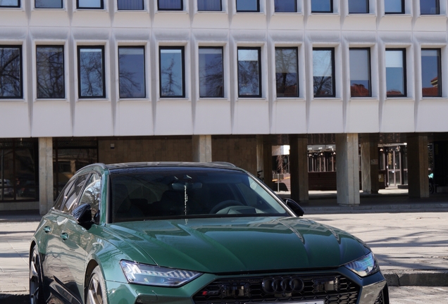 Audi RS6 Avant C8