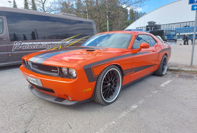 Dodge Challenger SRT-8