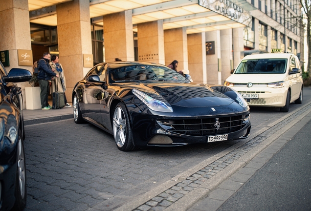 Ferrari FF