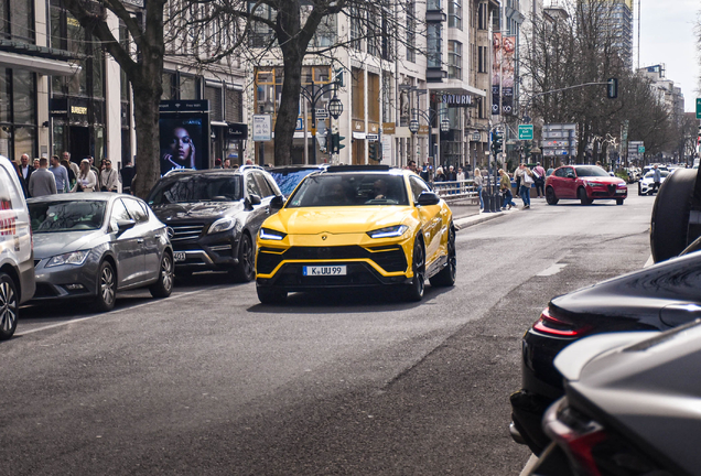 Lamborghini Urus
