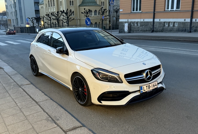 Mercedes-AMG A 45 W176 2015