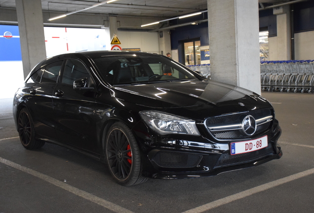 Mercedes-Benz CLA 45 AMG Shooting Brake