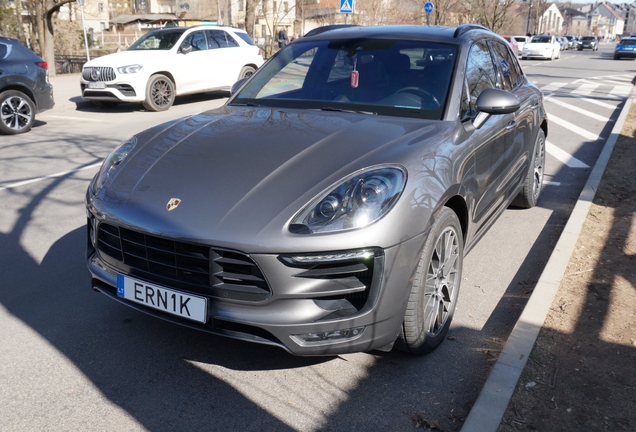 Porsche 95B Macan Turbo