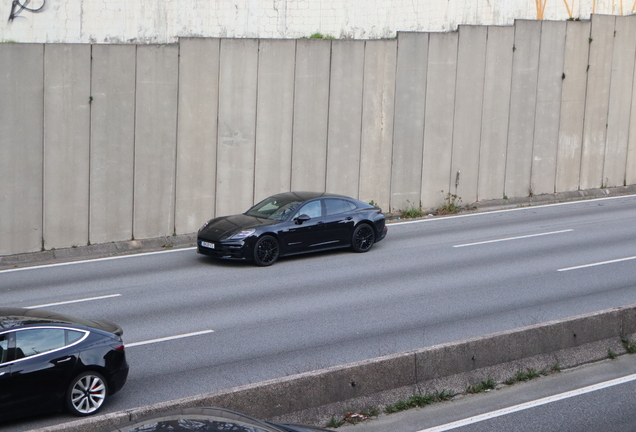 Porsche 972 Panamera Turbo S E-Hybrid