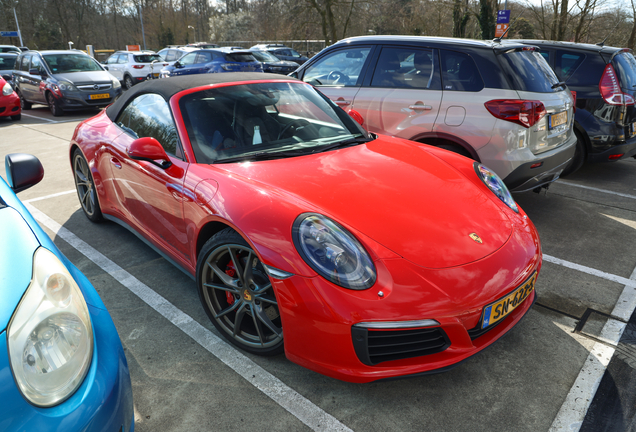 Porsche 991 Carrera 4S Cabriolet MkII