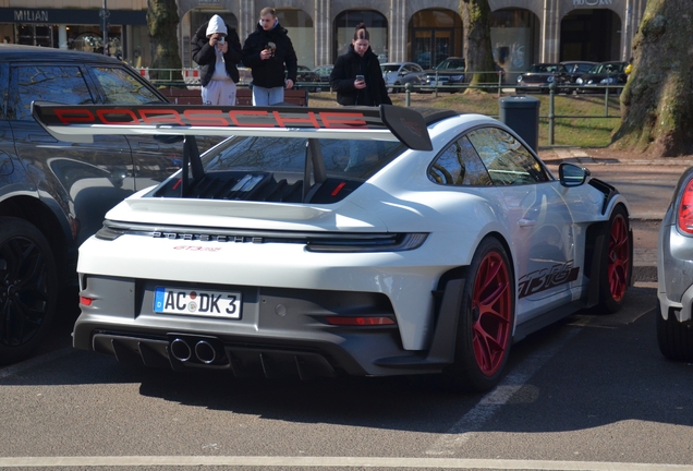 Porsche 992 GT3 RS Weissach Package
