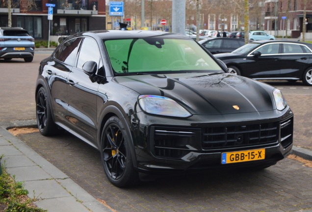 Porsche Cayenne Coupé Turbo E-Hybrid