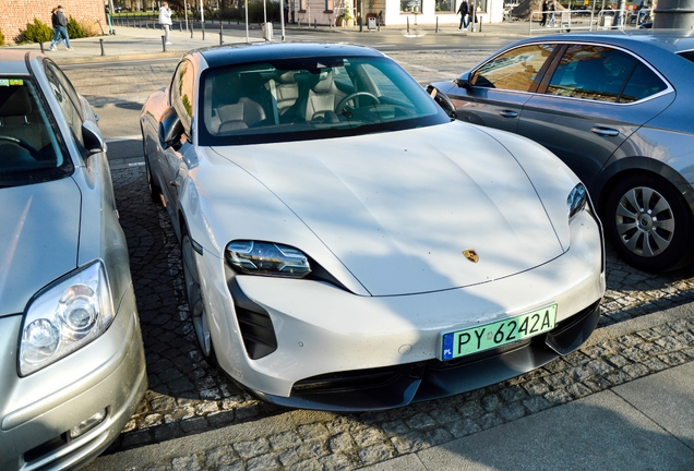 Porsche Taycan Turbo S Sport Turismo