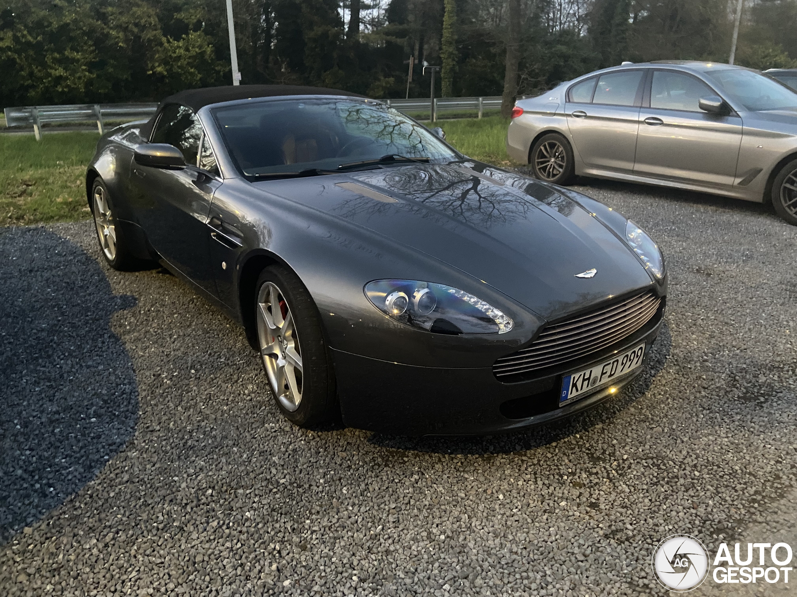 Aston Martin V8 Vantage Roadster