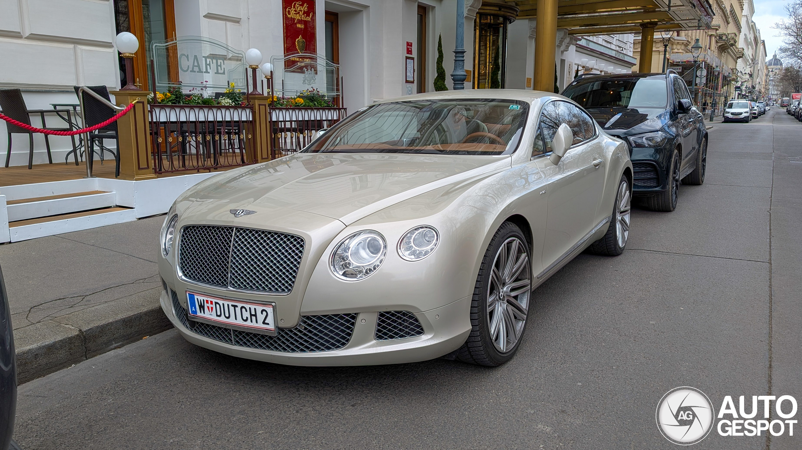 Bentley Continental GT 2012