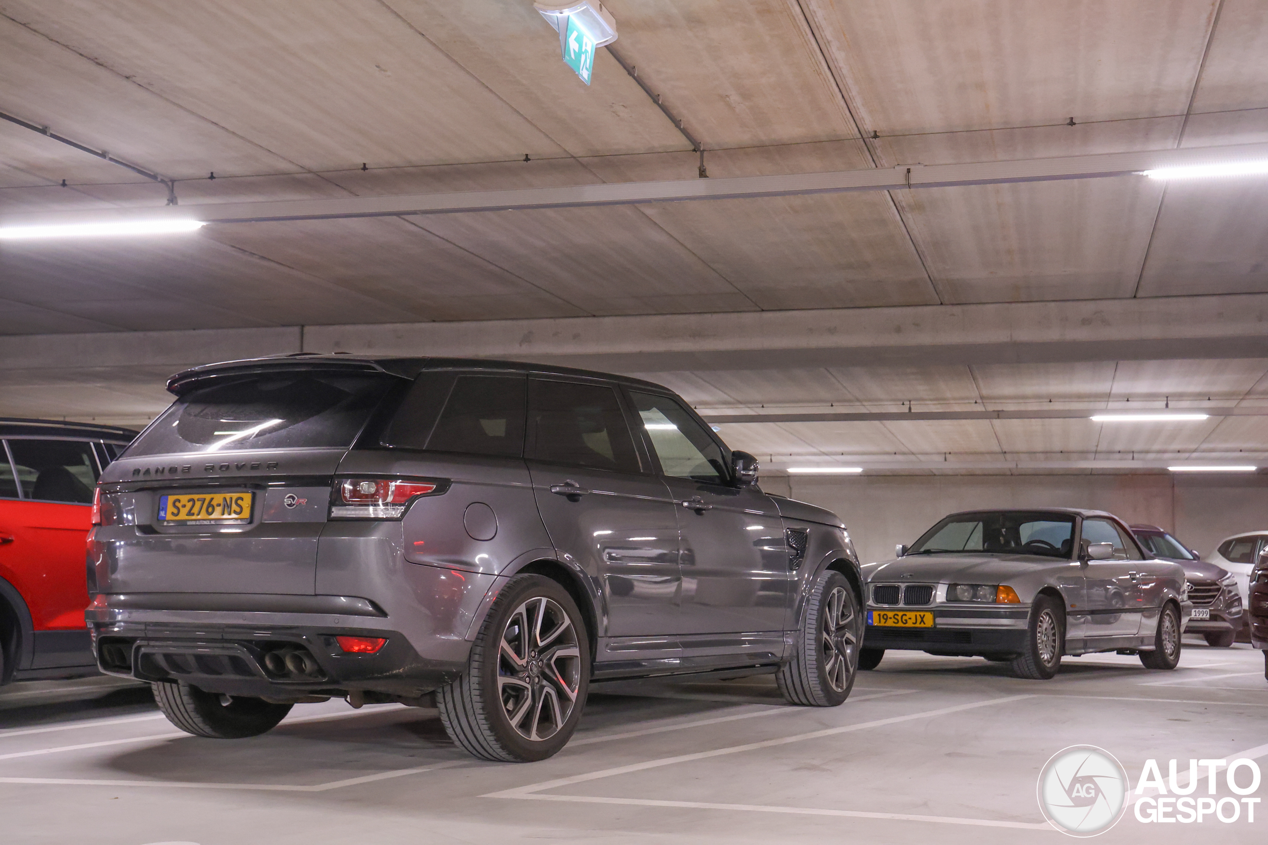 Land Rover Range Rover Sport SVR