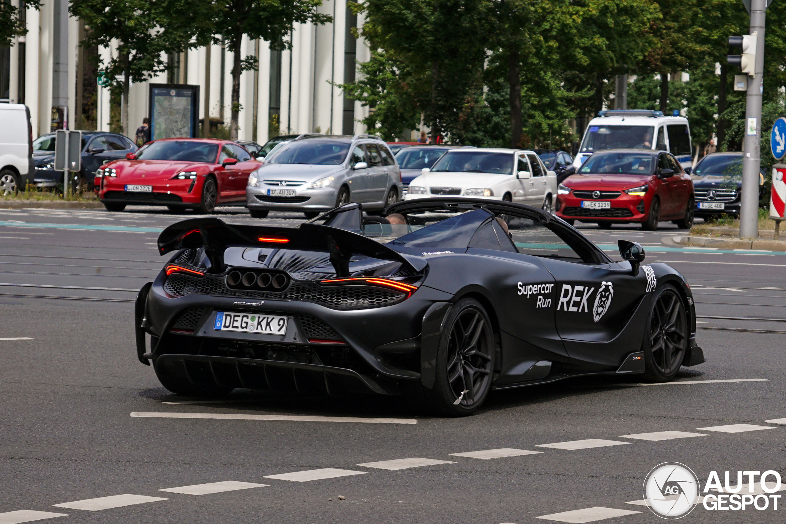 McLaren 765LT Spider