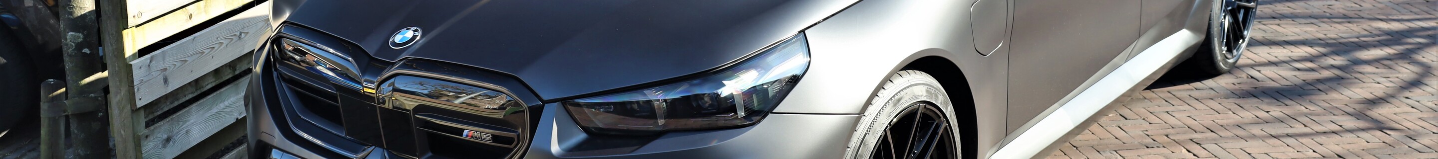 BMW M5 G90