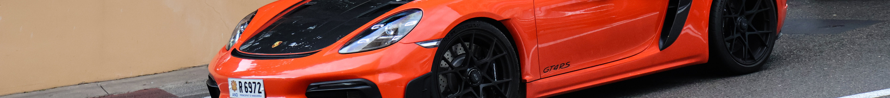 Porsche 718 Cayman GT4 RS Weissach Package