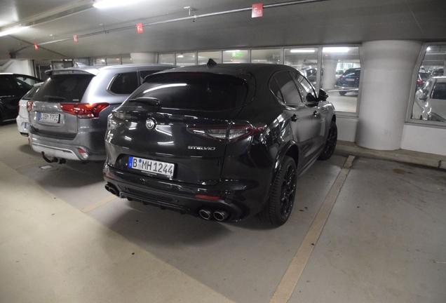 Alfa Romeo Stelvio Quadrifoglio 2020