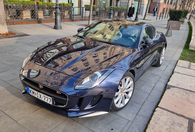 Jaguar F-TYPE S Coupé