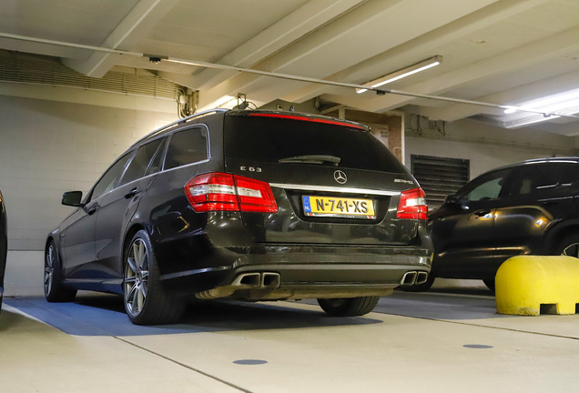 Mercedes-Benz E 63 AMG S212