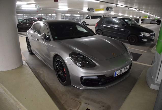 Porsche 971 Panamera GTS Sport Turismo