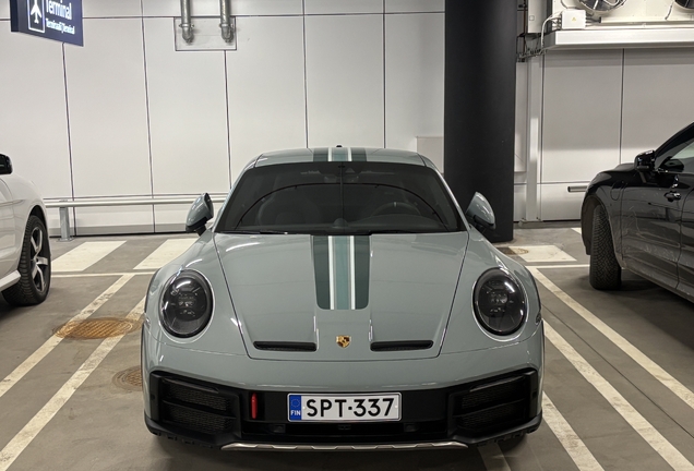 Porsche 992 Dakar