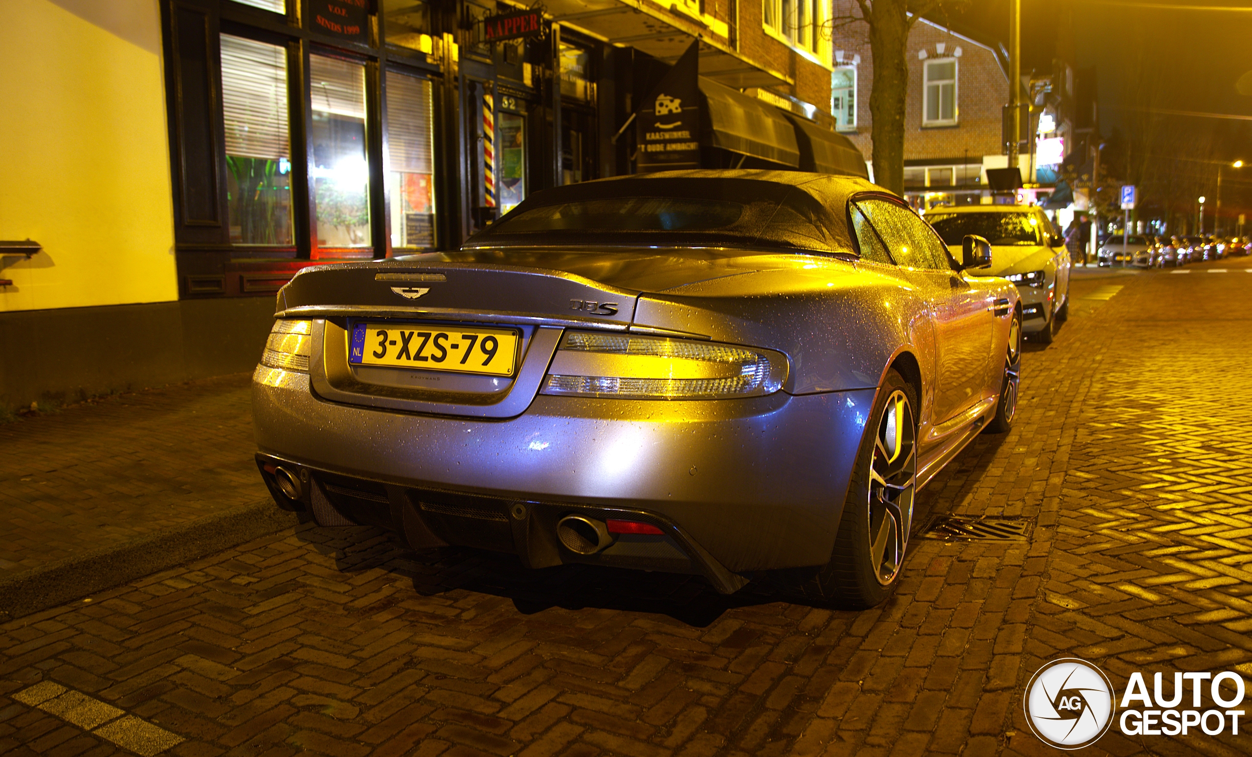 Aston Martin DBS Volante