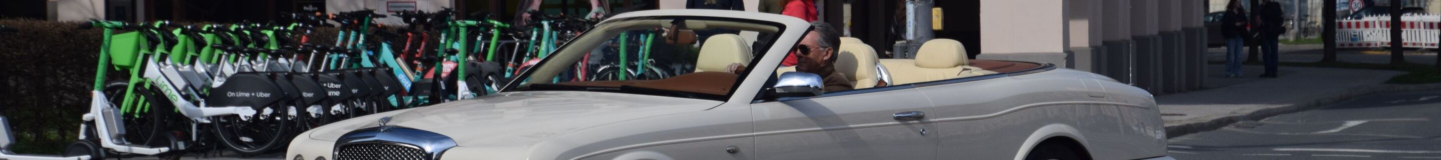 Bentley Azure 2006