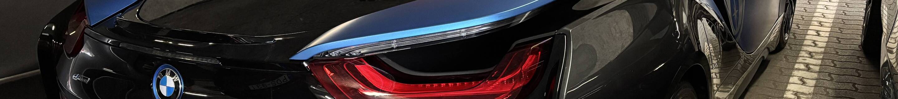 BMW i8 Roadster