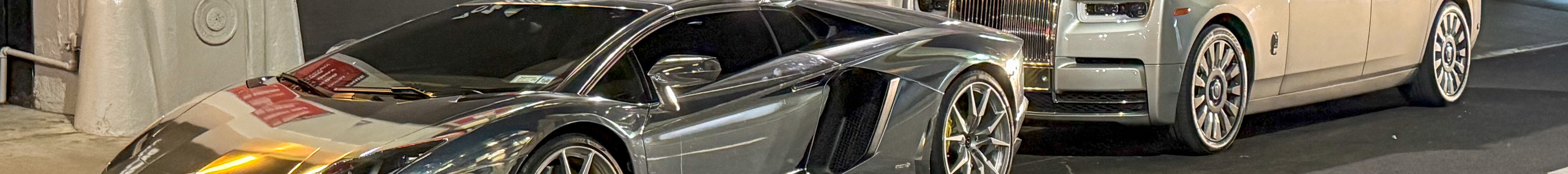 Lamborghini Aventador LP700-4 Roadster