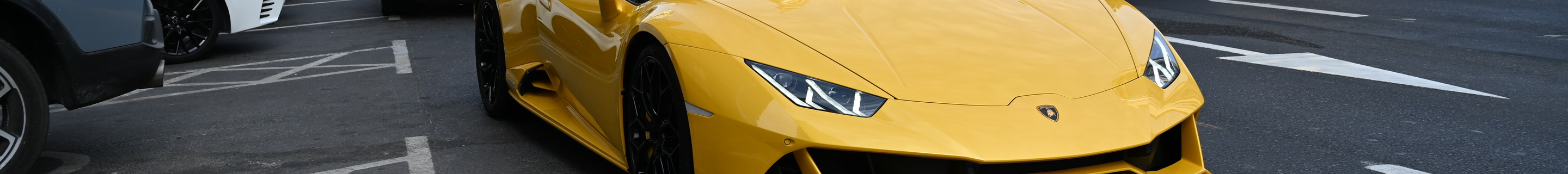 Lamborghini Huracán LP640-4 EVO Spyder