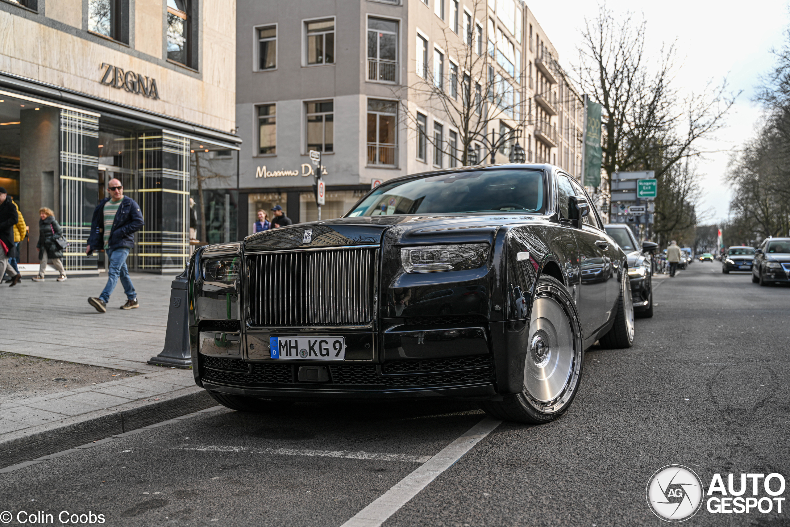 洋書 Rolls-Royce The Derby Phantoms Stella & Rose's Books