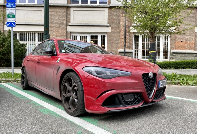 Alfa Romeo Giulia Quadrifoglio 2023