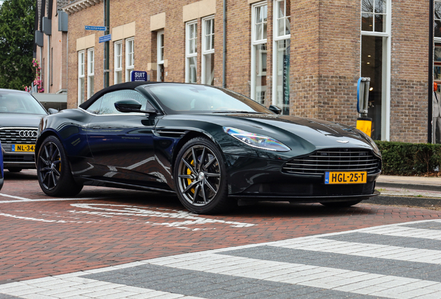 Aston Martin DB11 V8 Volante