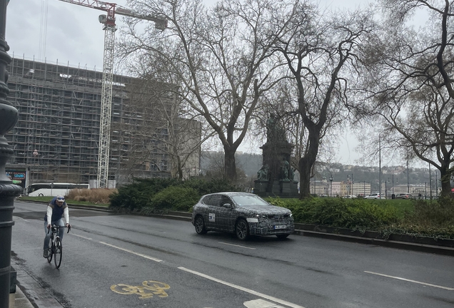 BMW iX3