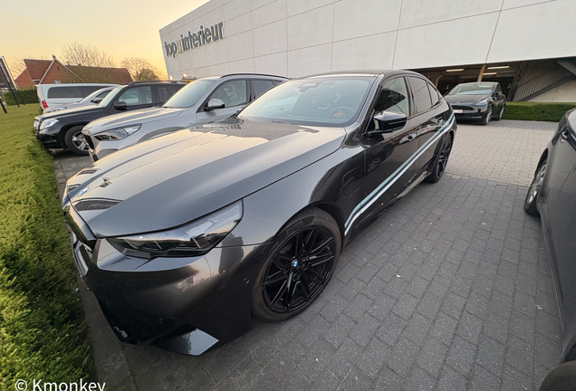 BMW M5 G90