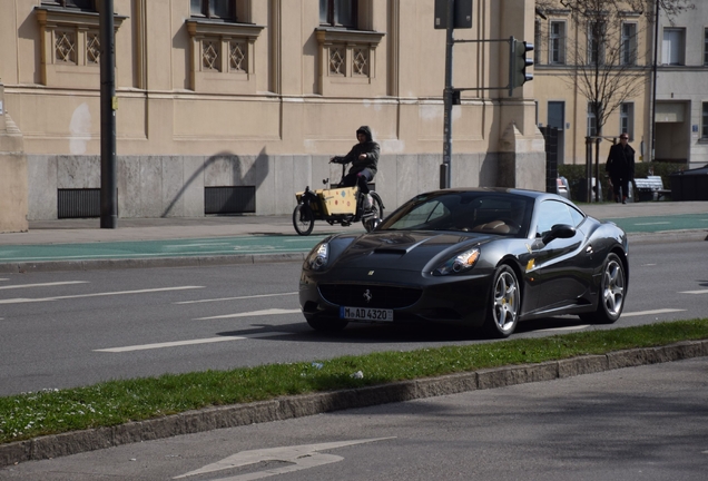 Ferrari California