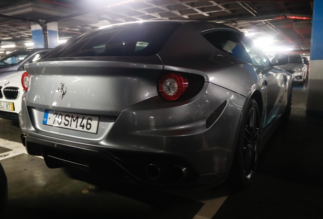 Ferrari FF