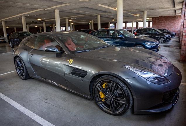 Ferrari GTC4Lusso