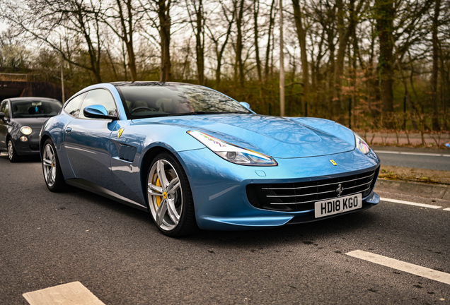 Ferrari GTC4Lusso T