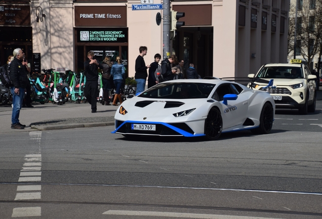 Lamborghini Huracán LP640-2 STO