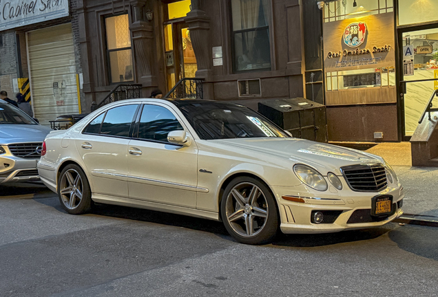 Mercedes-Benz E 63 AMG