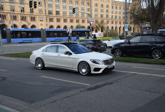 Mercedes-Benz S 63 AMG V222