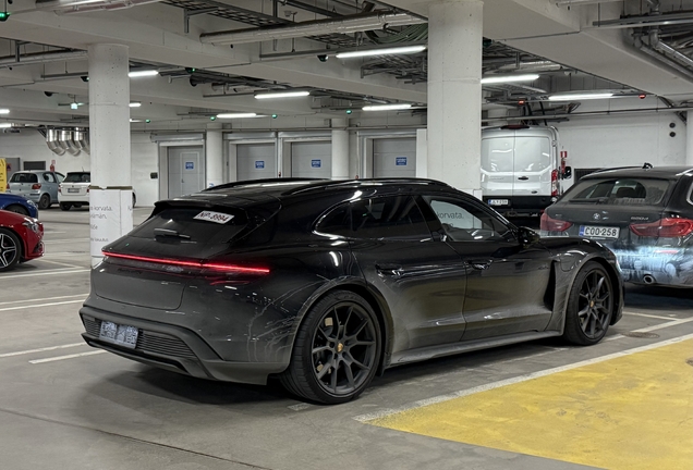 Porsche Taycan GTS Sport Turismo