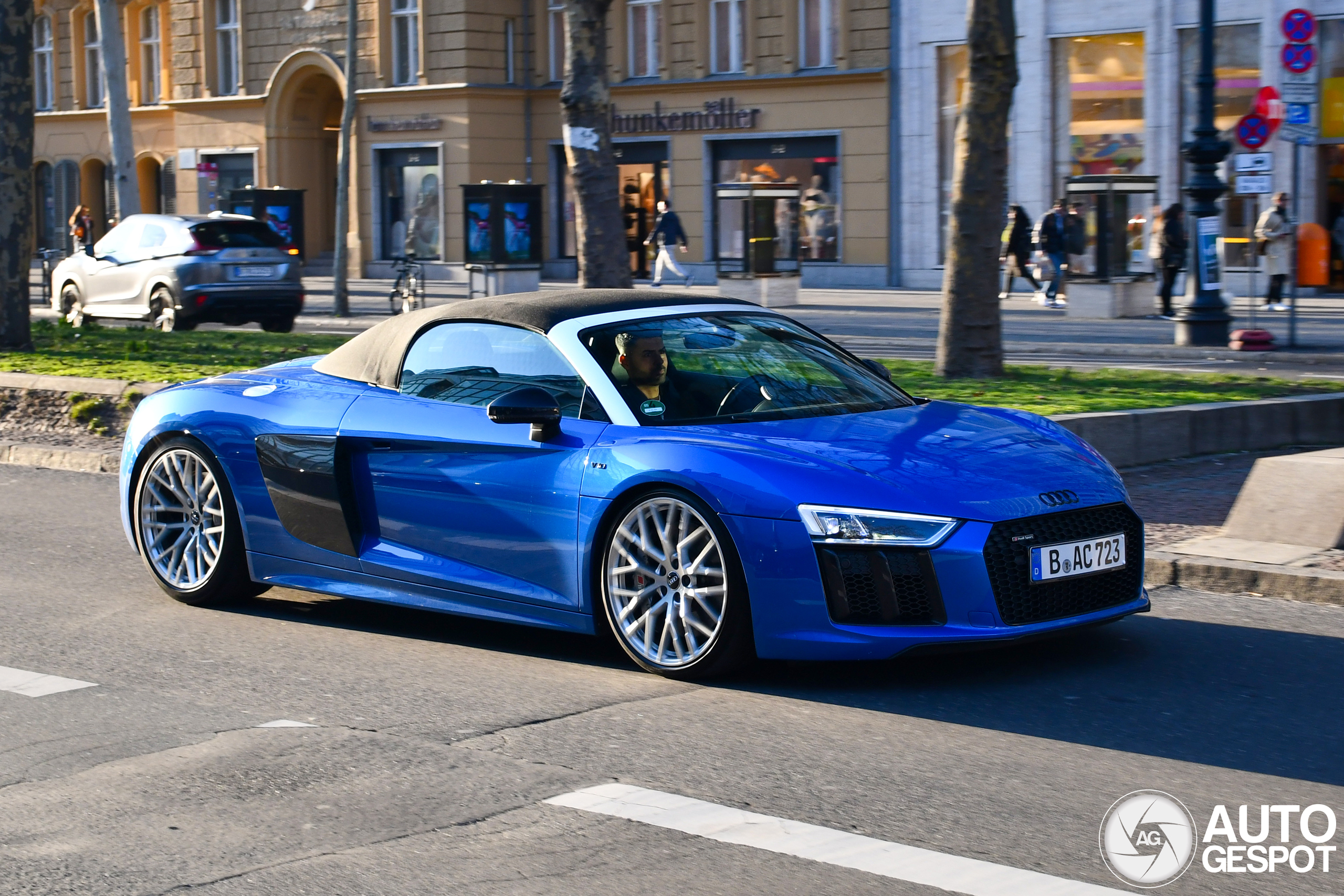 Audi R8 V10 Spyder 2016